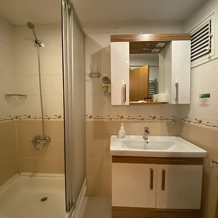 Rio Hotel 2*