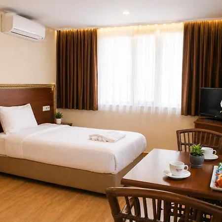 Rio Hotel 2*